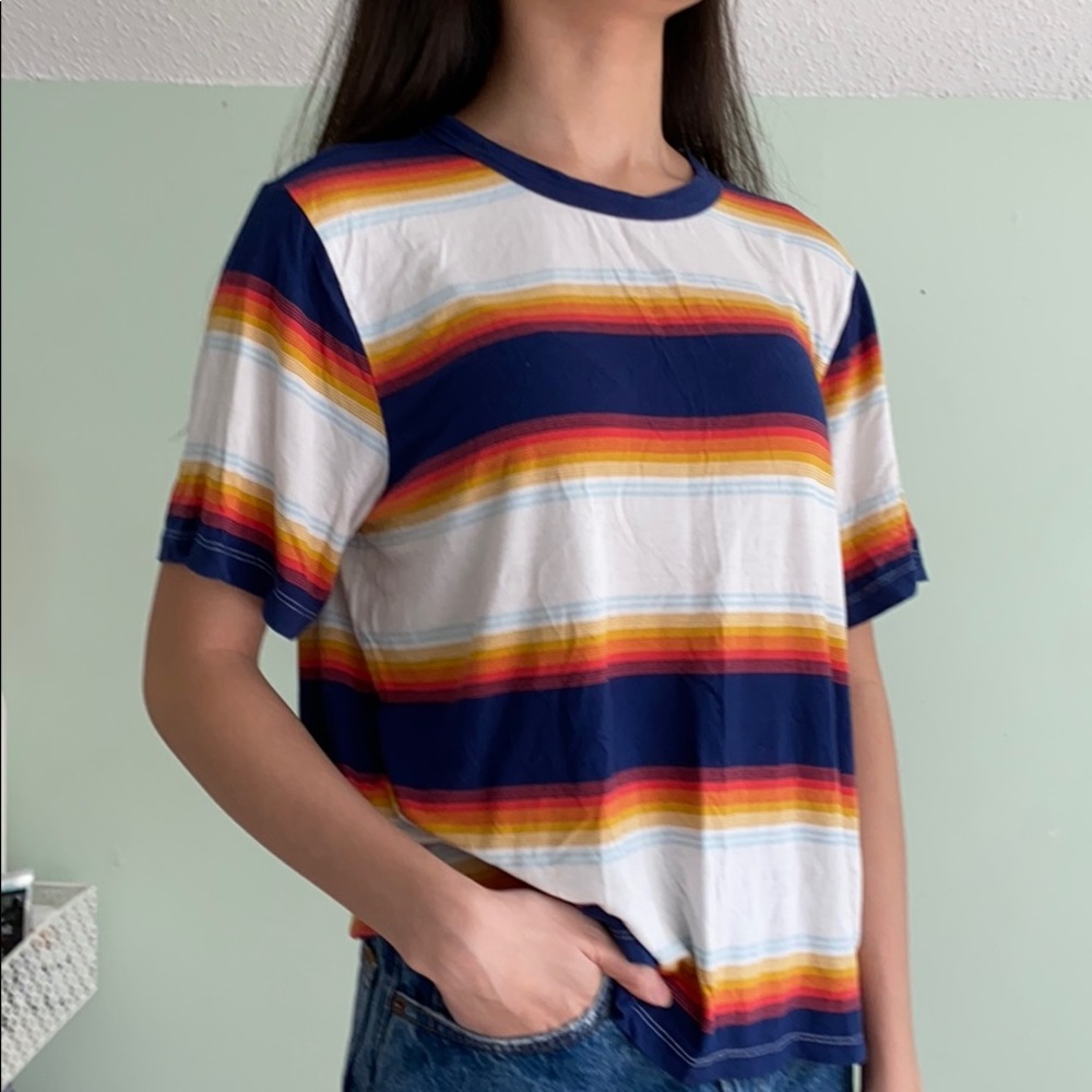 ⭐️ Cute, soft loose cropped t-shirt